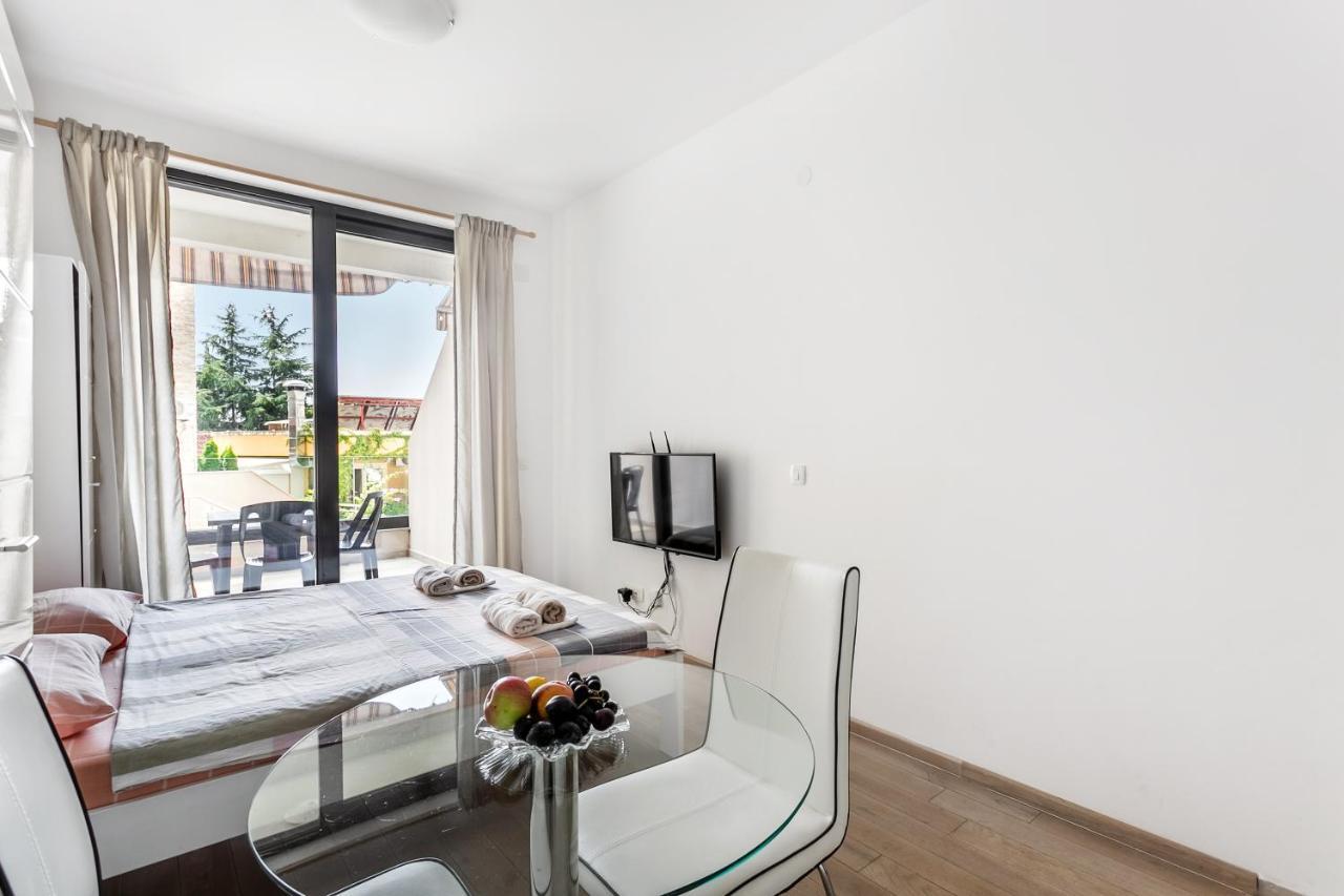 Beatrice Appartement Rafailovici